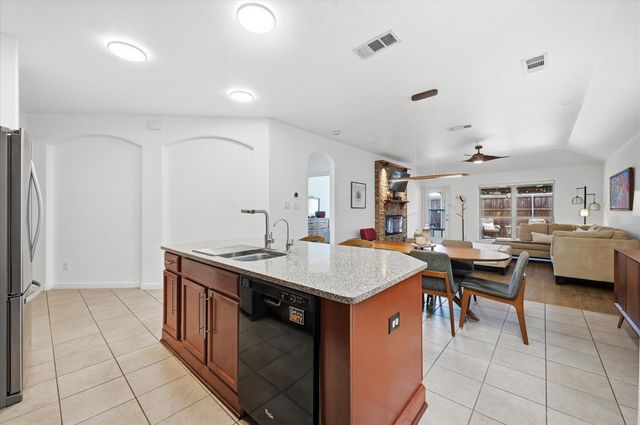 421 Foxcraft Drive, Fort Worth, TX 76131