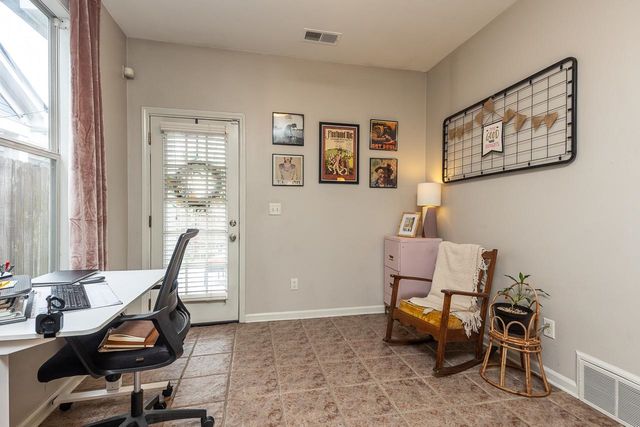 1174 E ISLAND PL, Memphis, TN 38103