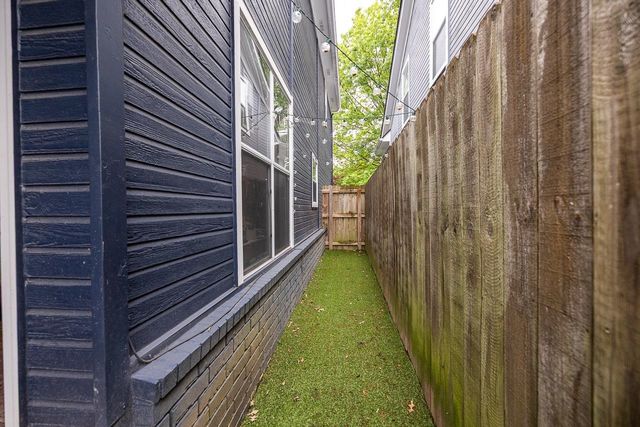 1174 E ISLAND PL, Memphis, TN 38103