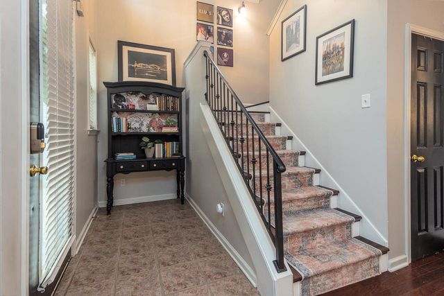 1174 E ISLAND PL, Memphis, TN 38103