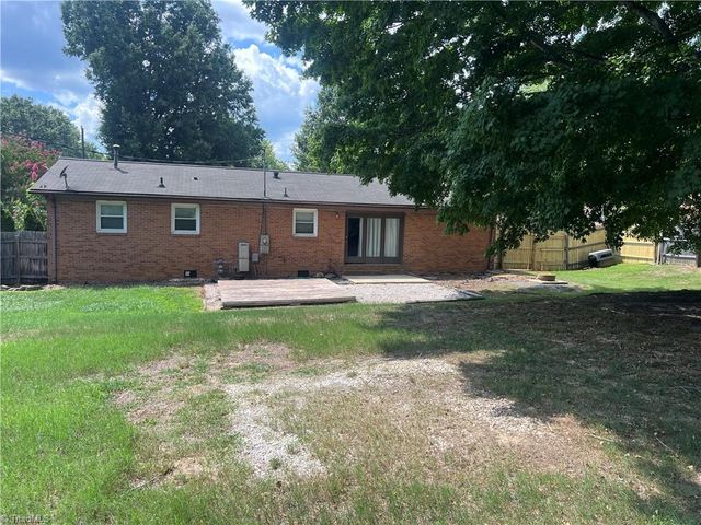 509 Robinhood Road, Reidsville, NC 27320