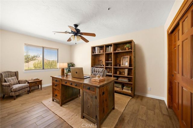902 Searchlight Ranch Road, Acton, CA 93510