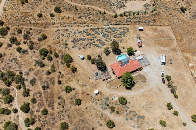 902 Searchlight Ranch Road, Acton, CA 93510