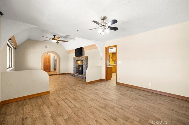 902 Searchlight Ranch Road, Acton, CA 93510