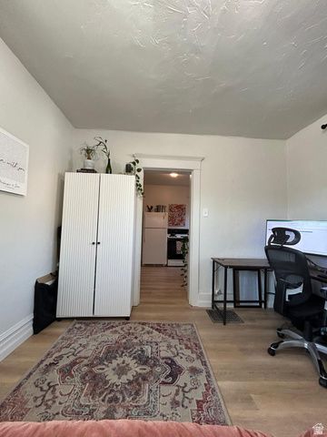 254 E 700 S, Salt Lake City, UT 84111