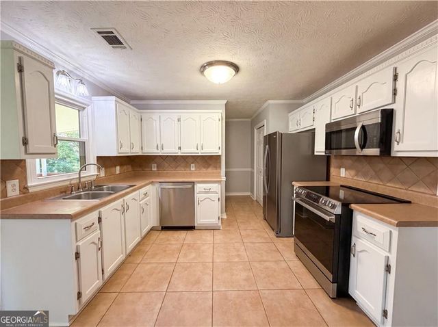 4965 Womack Avenue NW, Acworth, GA 30101