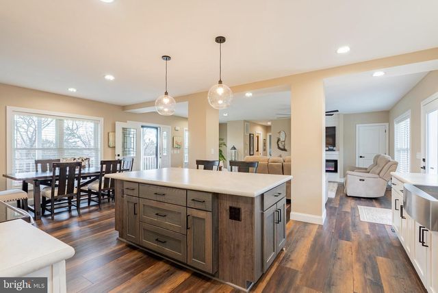 4723 SMITH CREEK RD, New Market, VA 22844