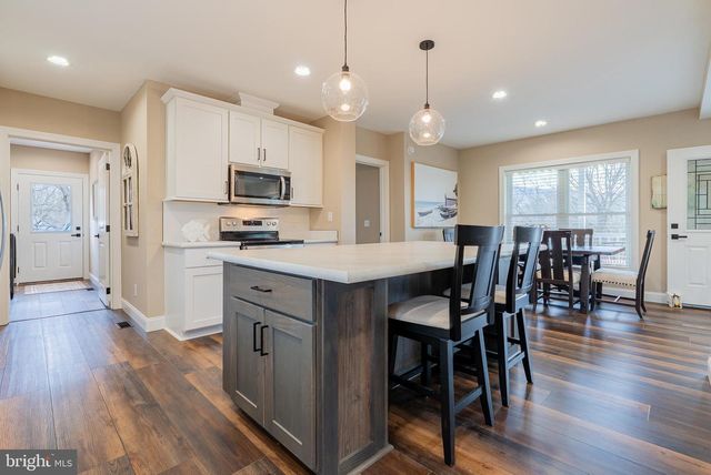 4723 SMITH CREEK RD, New Market, VA 22844
