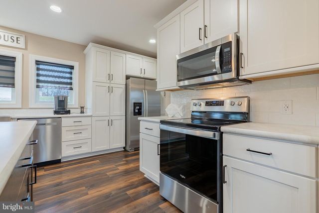4723 SMITH CREEK RD, New Market, VA 22844