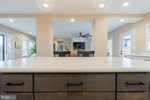 4723 SMITH CREEK RD, New Market, VA 22844