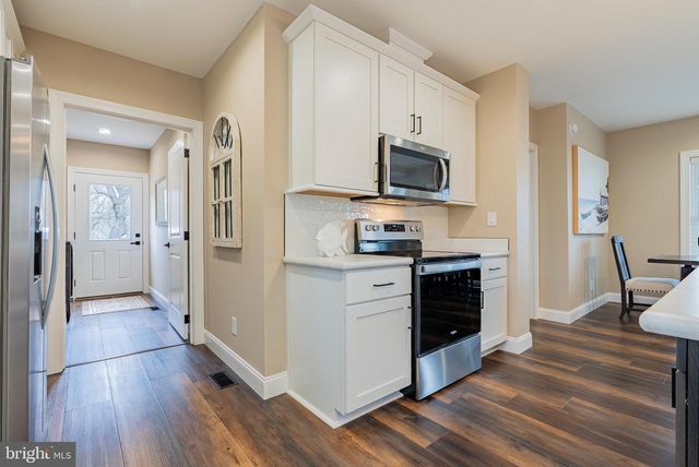 4723 SMITH CREEK RD, New Market, VA 22844