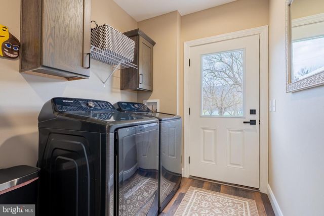 4723 SMITH CREEK RD, New Market, VA 22844
