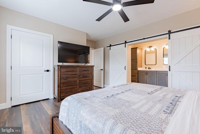 4723 SMITH CREEK RD, New Market, VA 22844