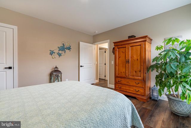 4723 SMITH CREEK RD, New Market, VA 22844