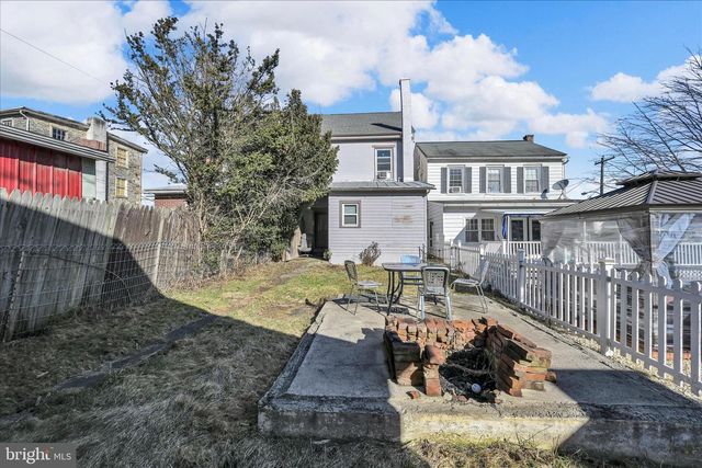 108 E PENN ST, Lenhartsville, PA 19534