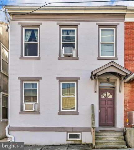 108 E PENN ST, Lenhartsville, PA 19534