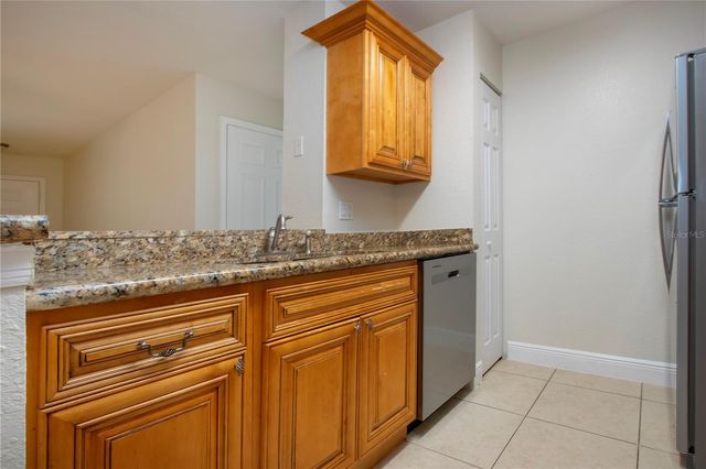 8926 MANOR LOOP 107, Lakewood Ranch, FL 34202