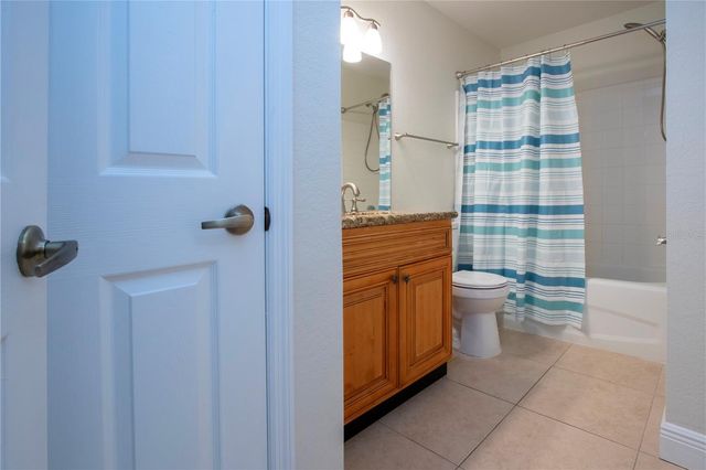 8926 MANOR LOOP 107, Lakewood Ranch, FL 34202