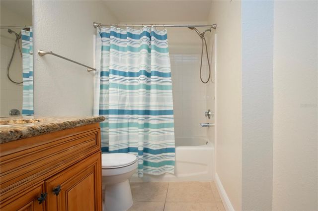 8926 MANOR LOOP 107, Lakewood Ranch, FL 34202