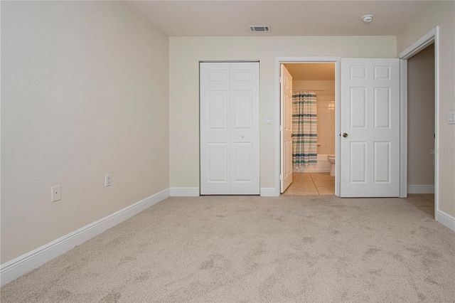 8926 MANOR LOOP 107, Lakewood Ranch, FL 34202