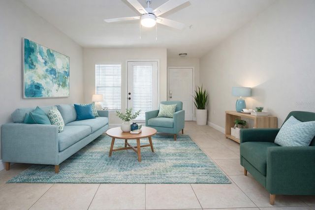 8926 MANOR LOOP 107, Lakewood Ranch, FL 34202