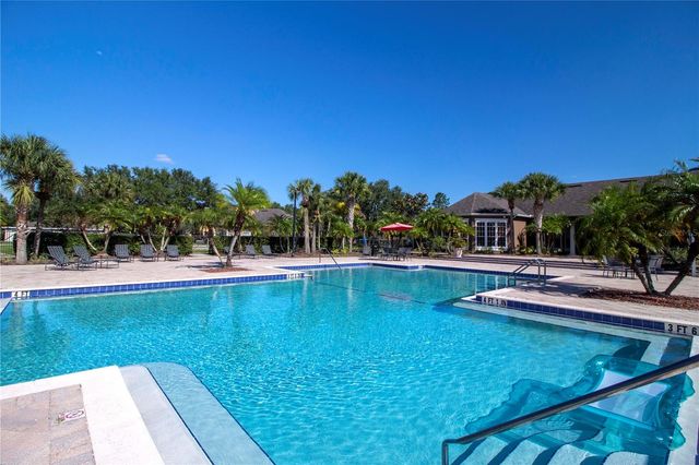 8926 MANOR LOOP 107, Lakewood Ranch, FL 34202