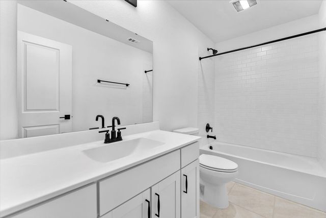 515 Meadowlark Drive, Van Alstyne, TX 75495