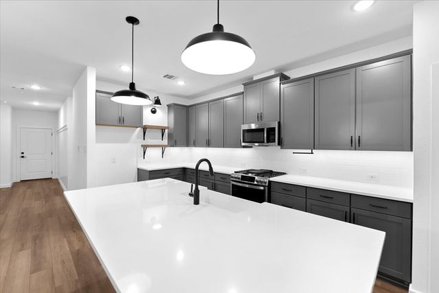 515 Meadowlark Drive, Van Alstyne, TX 75495