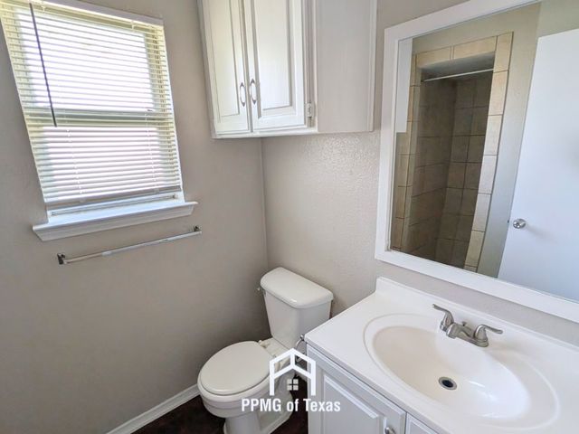 2625 Putnam Street, Fort Worth, TX 76112