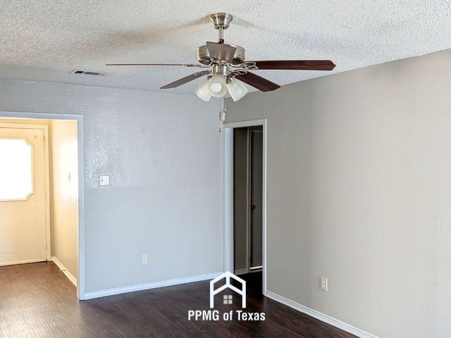 2625 Putnam Street, Fort Worth, TX 76112