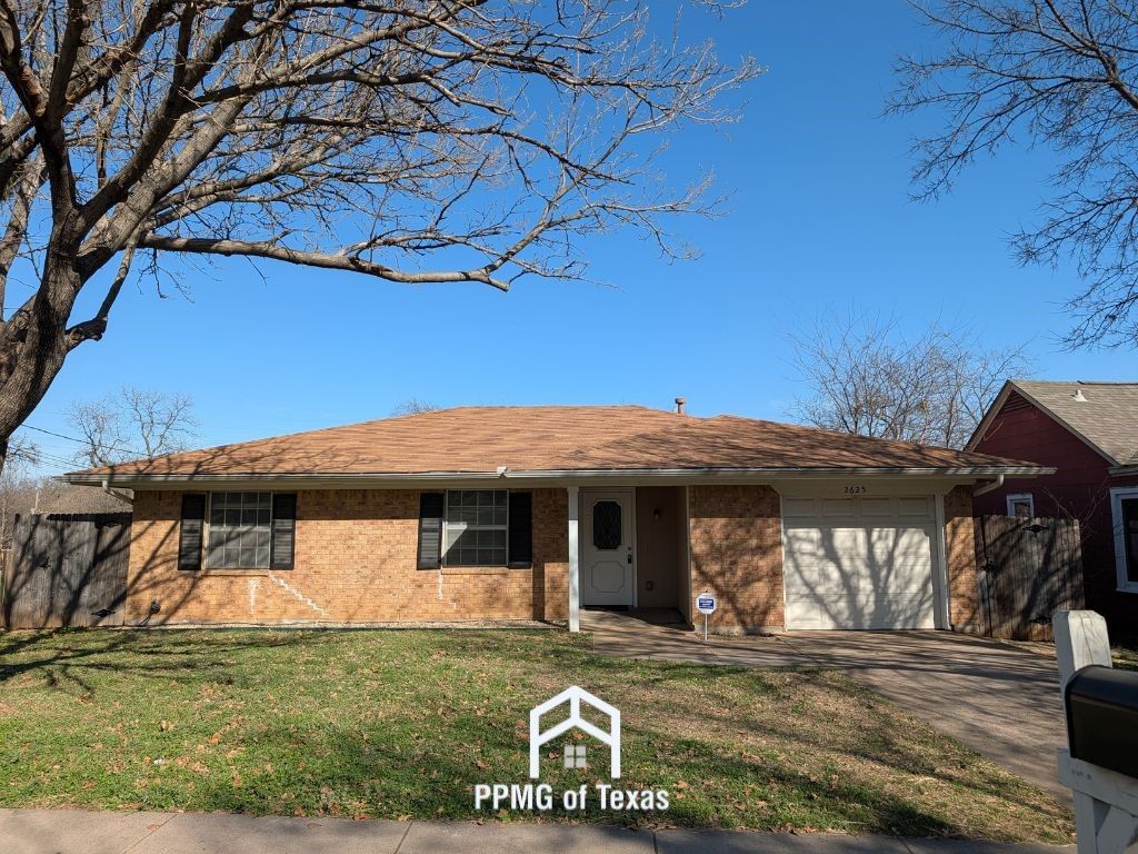 2625 Putnam Street, Fort Worth, TX 76112