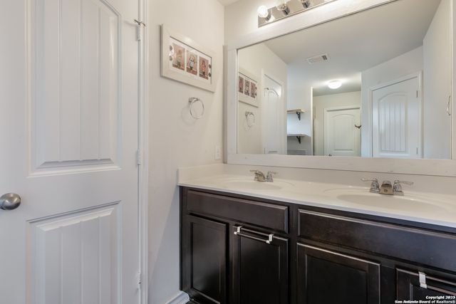 12915 Whisper Crossing, San Antonio, TX 78252