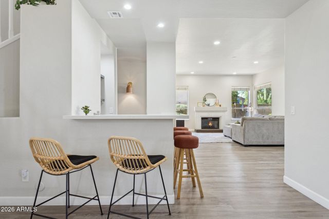 16032 S 1ST Street, Phoenix, AZ 85048