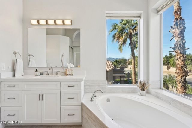 16032 S 1ST Street, Phoenix, AZ 85048