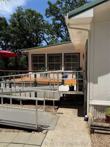 125 Streetman Road, Mead, OK 73449