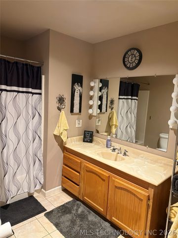 125 Streetman Road, Mead, OK 73449