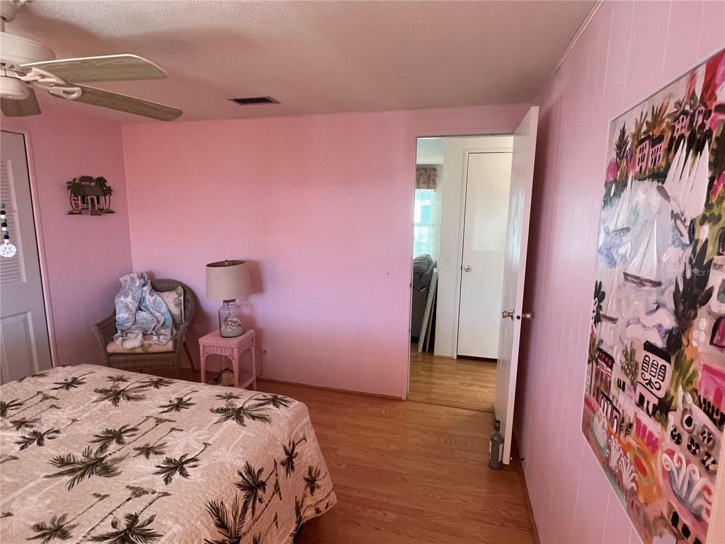 Image 29 of property listing at 822 BAVENO DRIVE, Venice, FL 34285