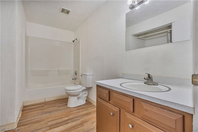 72-74 Briarcliff Avenue NE, Alliance, OH 44601