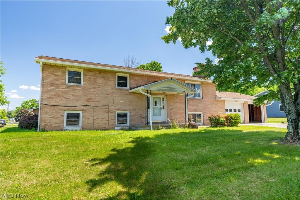 72-74 Briarcliff Avenue NE, Alliance, OH 44601
