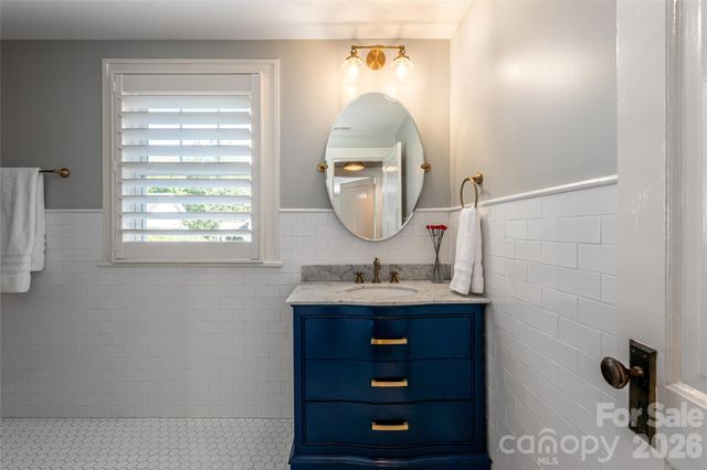 55 Edgemont Road, Asheville, NC 28801