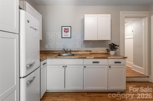 55 Edgemont Road, Asheville, NC 28801