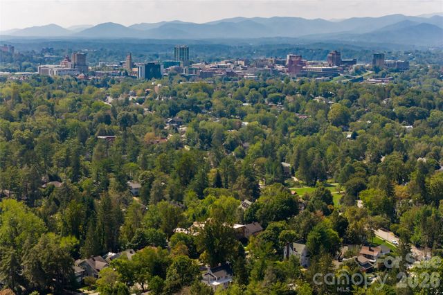 55 Edgemont Road, Asheville, NC 28801