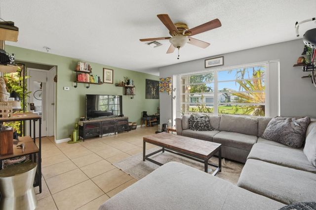 6805 NW 27th, Sunrise, FL 33313