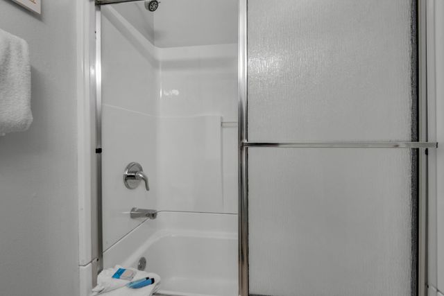 8443 Gulf Boulevard F26, Navarre, FL 32566