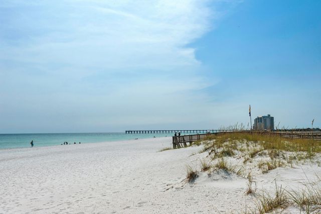 8443 Gulf Boulevard F26, Navarre, FL 32566