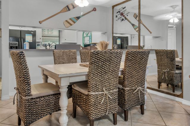 8443 Gulf Boulevard F26, Navarre, FL 32566