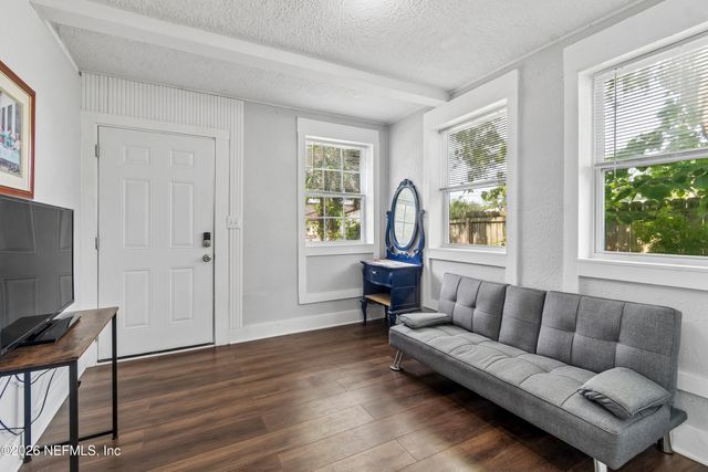 9124 FREE Avenue, Jacksonville, FL 32211