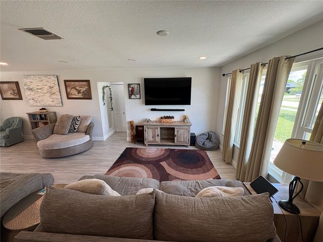 13476 ROMFORD AVENUE, Port Charlotte, FL 33981