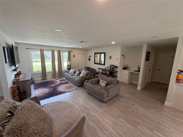 13476 ROMFORD AVENUE, Port Charlotte, FL 33981