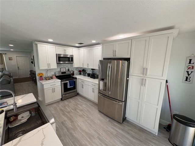 13476 ROMFORD AVENUE, Port Charlotte, FL 33981